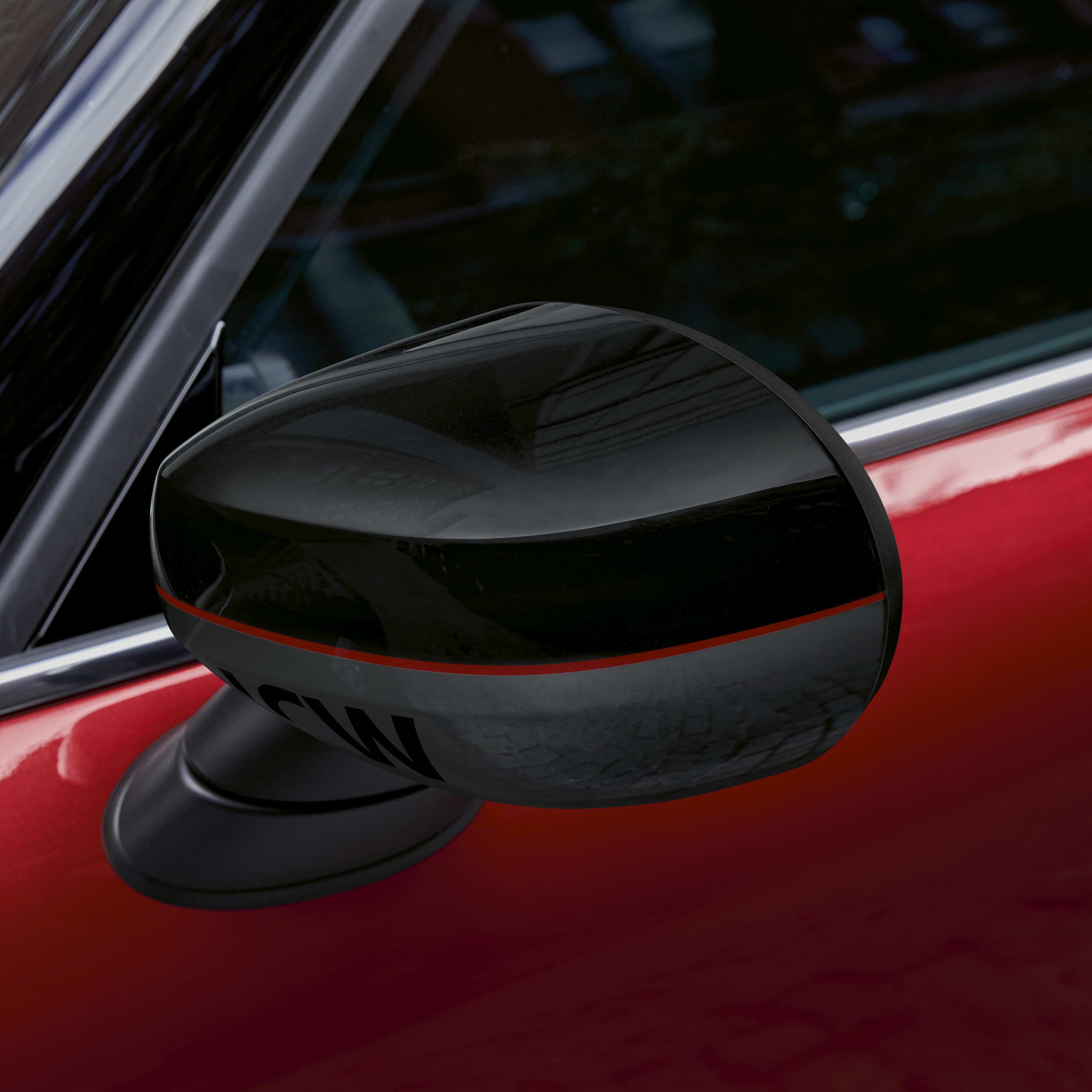 MINI John Cooper Works – czerwona i czarna – obudowa lusterka zewnętrznego